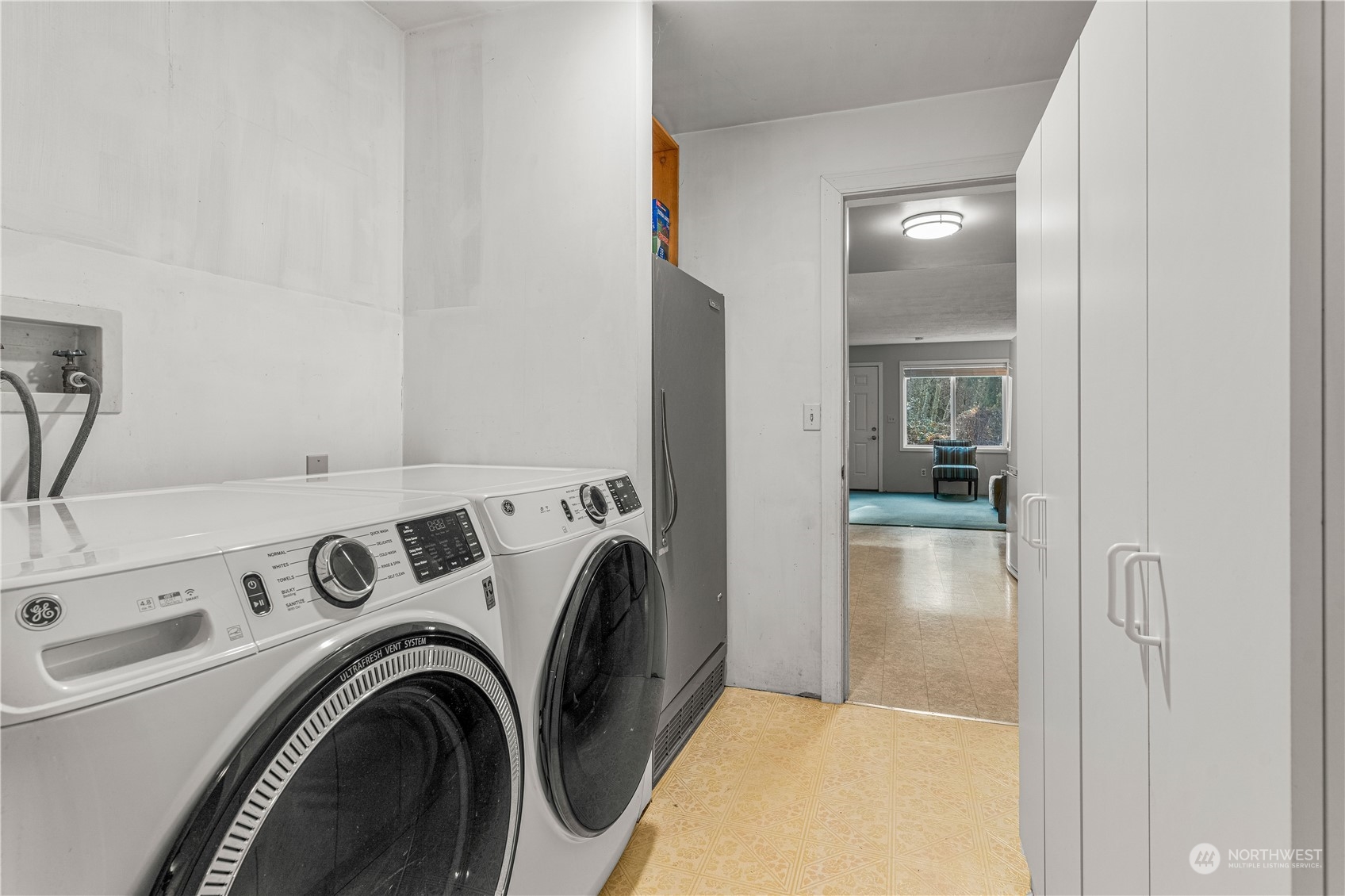 11820 84th Street Property Photo 17