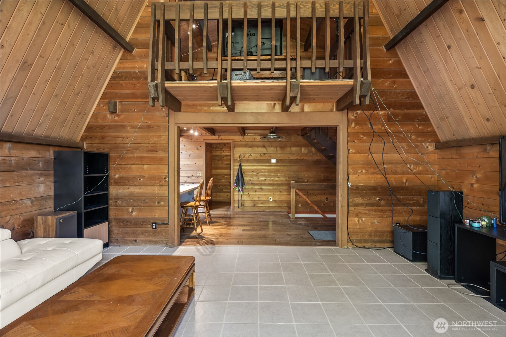 2488 E Hoquiam Road Property Photo 5