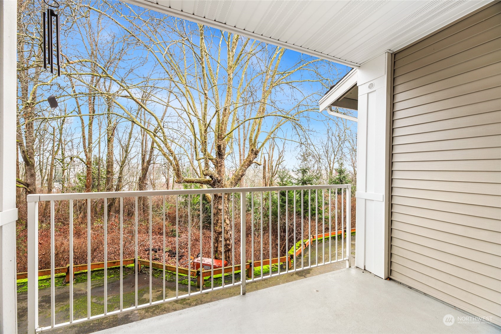 6870 Holly Park Drive Property Photo 7