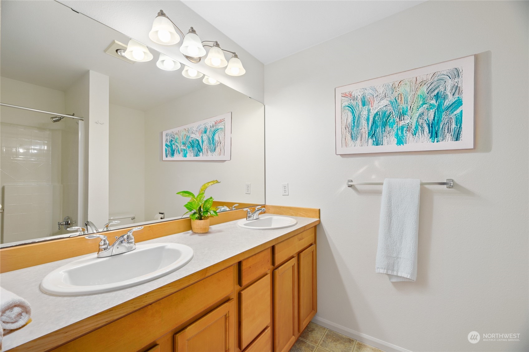 6870 Holly Park Drive Property Photo 14