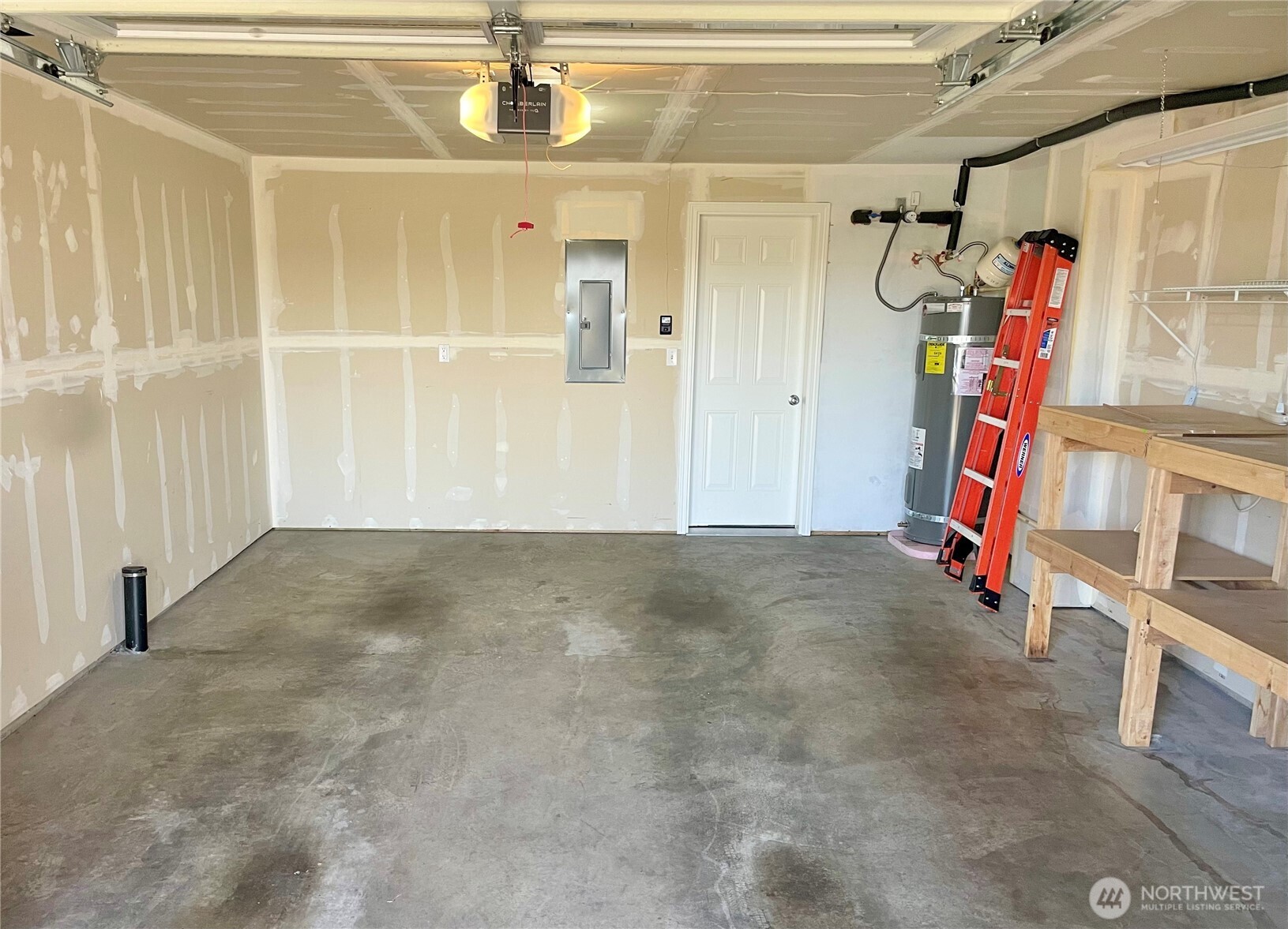 6870 Holly Park Drive Property Photo 19