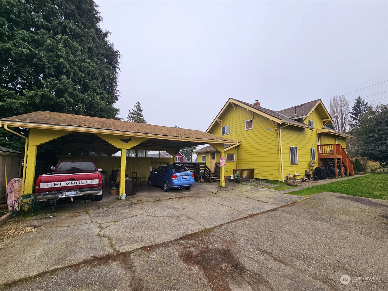 1651 S 35th Street Property Photo 3