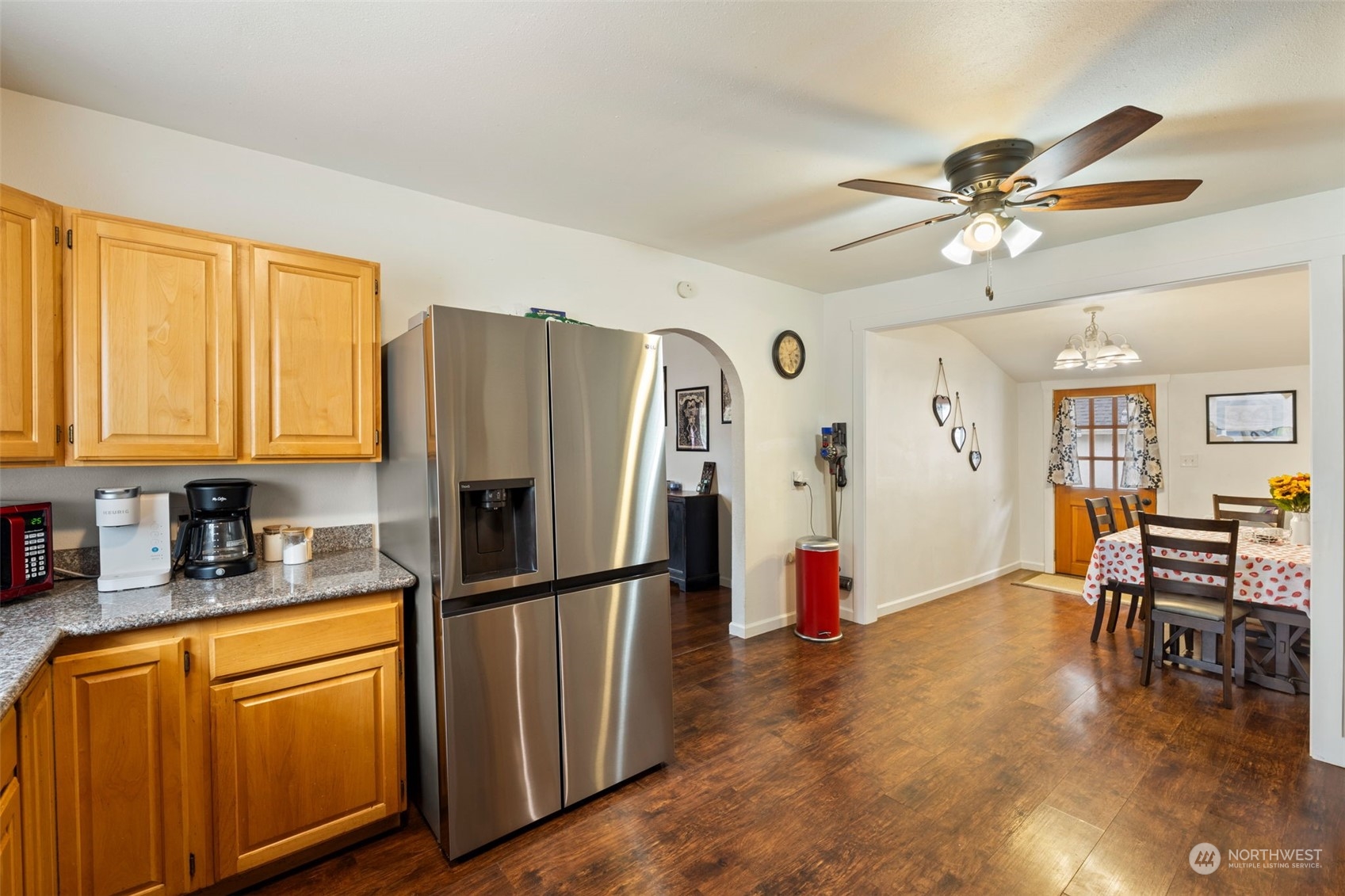 803 Elizabeth Street Property Photo 10