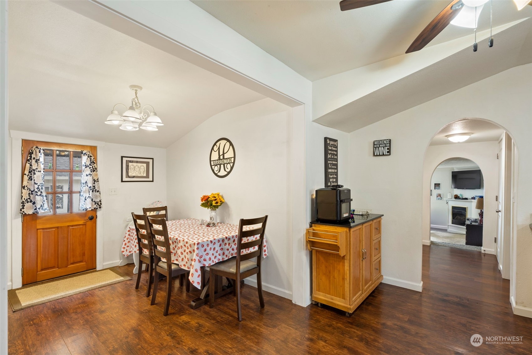 803 Elizabeth Street Property Photo 12