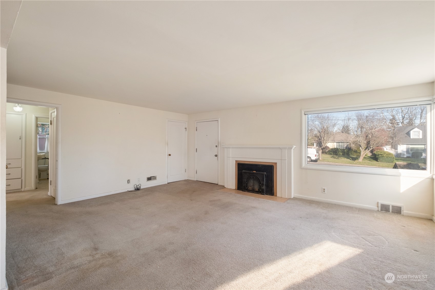 4814 N 25th Street Property Photo 3