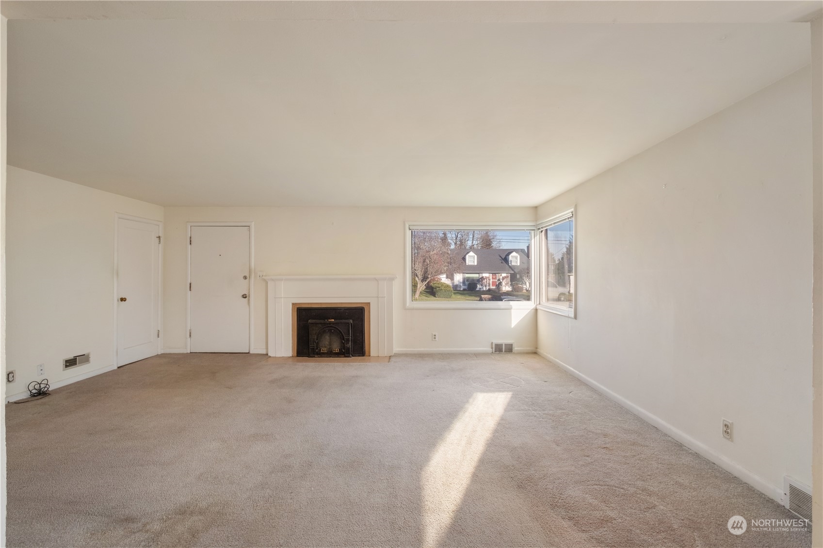 4814 N 25th Street Property Photo 5