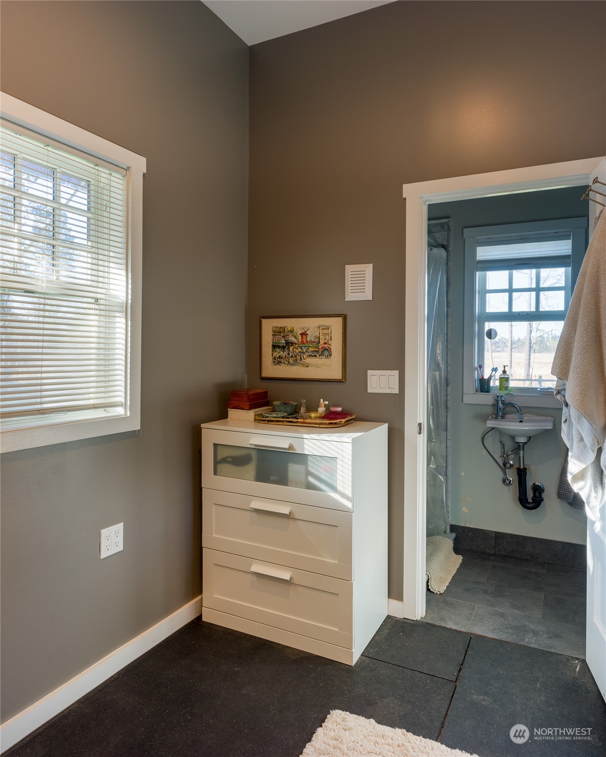 1372 Bakerview Road Property Photo 22