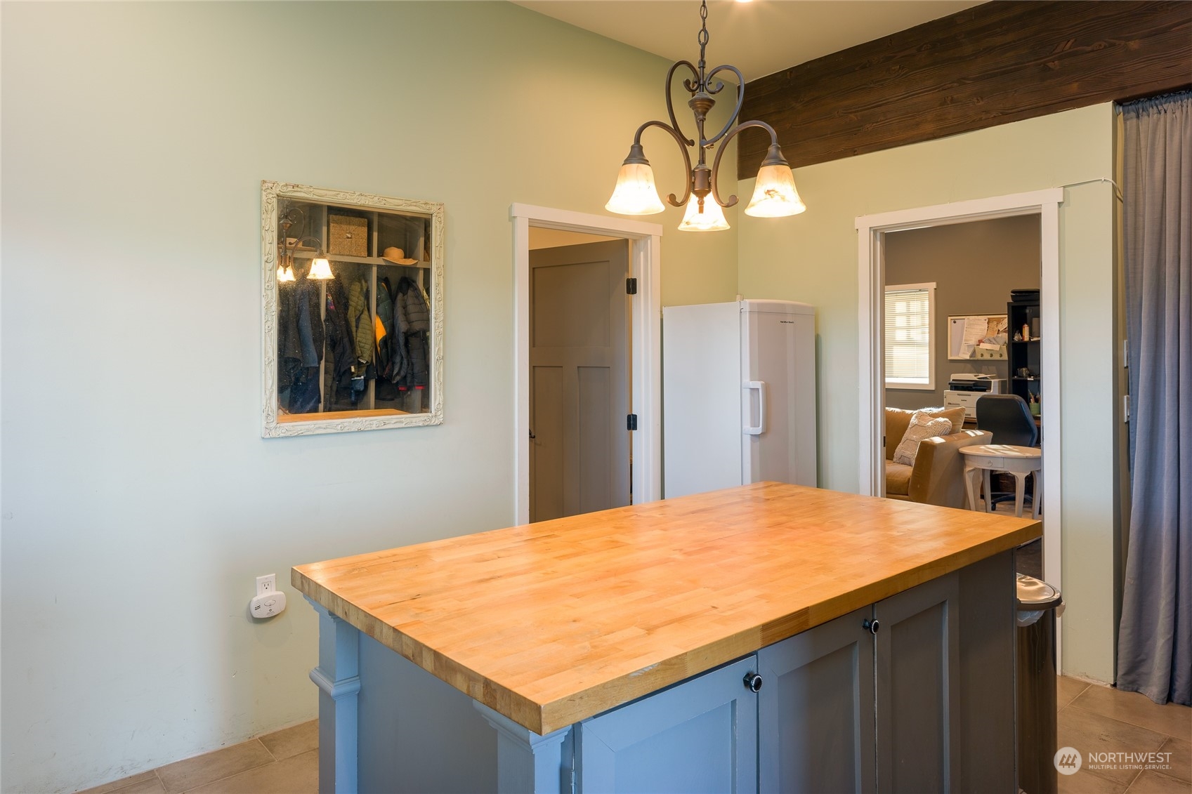 1372 Bakerview Road Property Photo 26