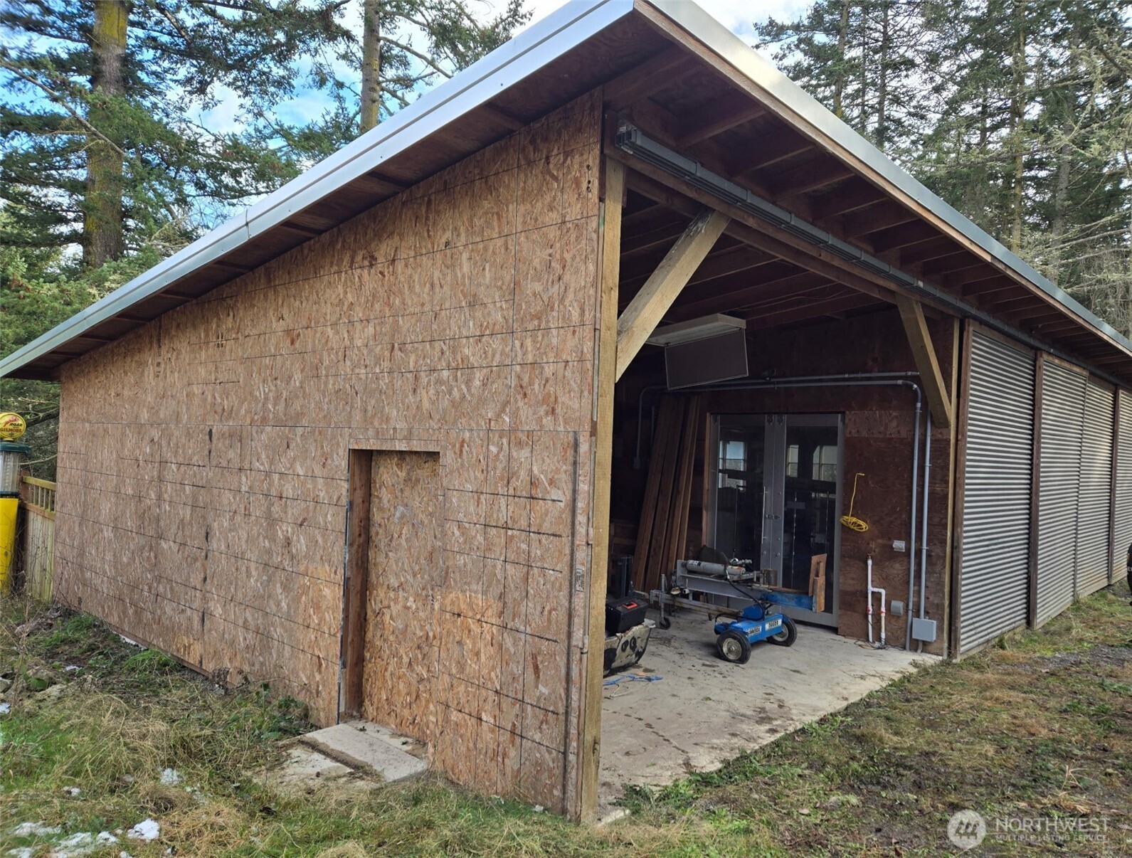 1372 Bakerview Road Property Photo 30
