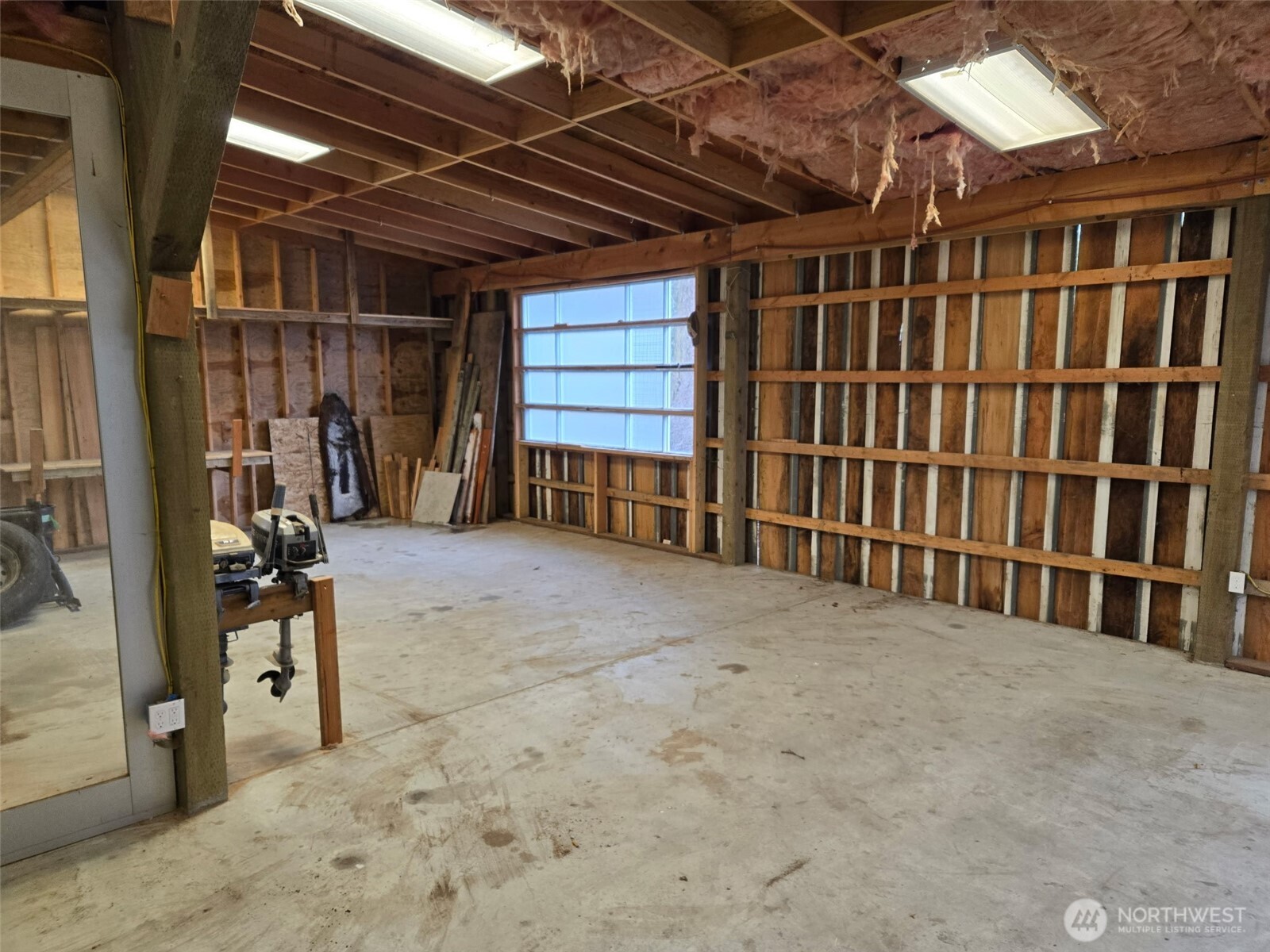 1372 Bakerview Road Property Photo 31