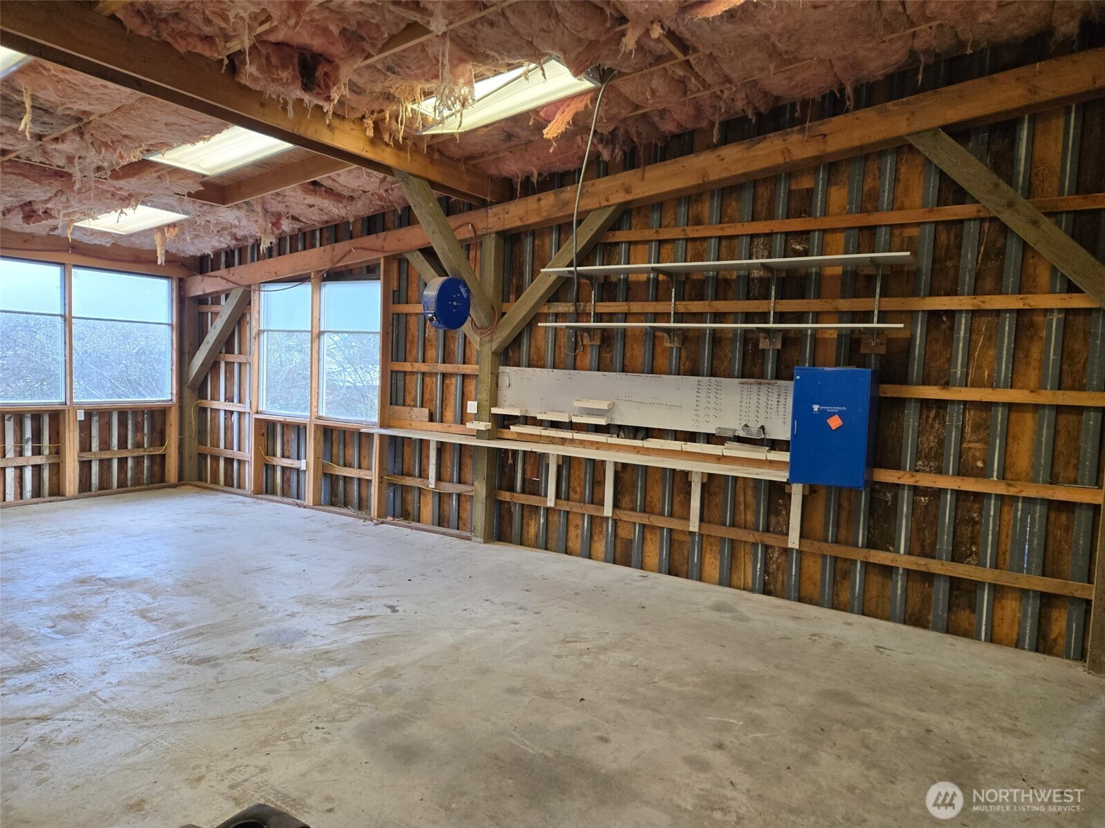 1372 Bakerview Road Property Photo 32