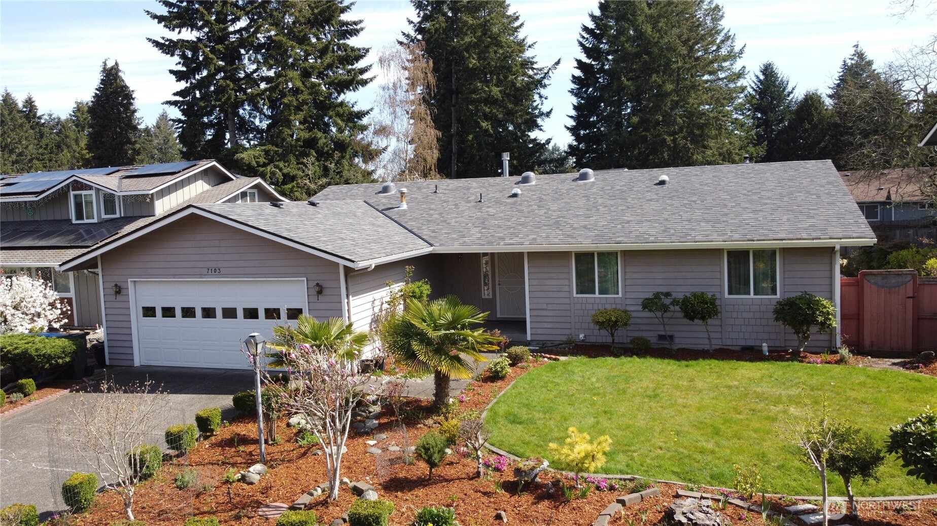 7103 95th Avenue Property Photo