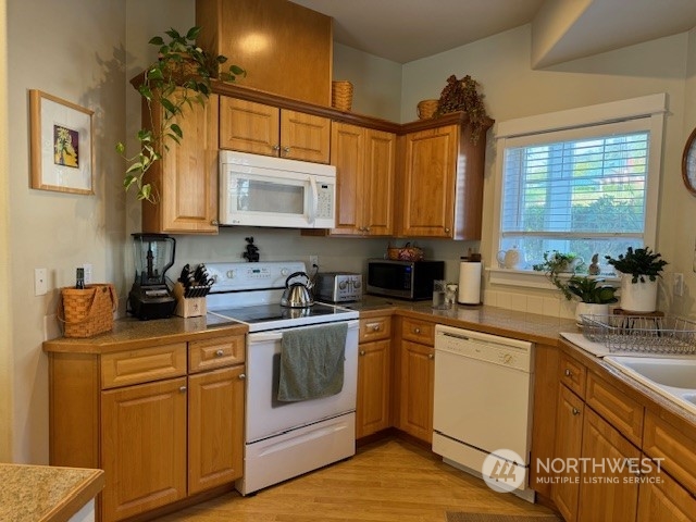 10700 Se 260th Street F101 Property Photo 13