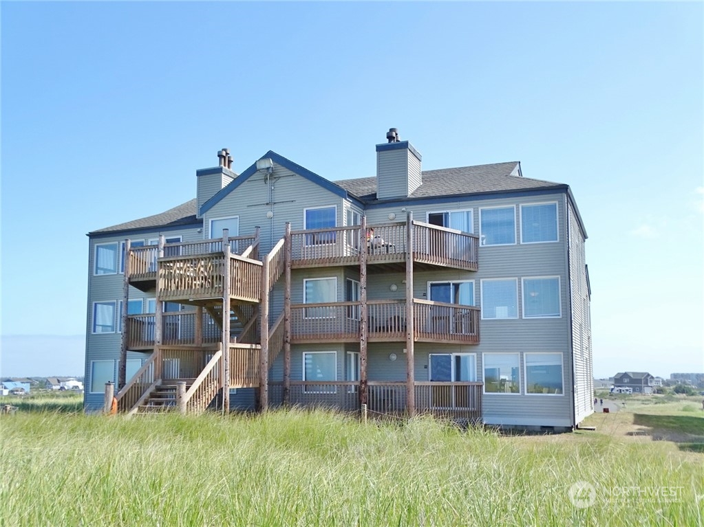 1399 Ocean Shores Boulevard 2s-e Property Photo 2