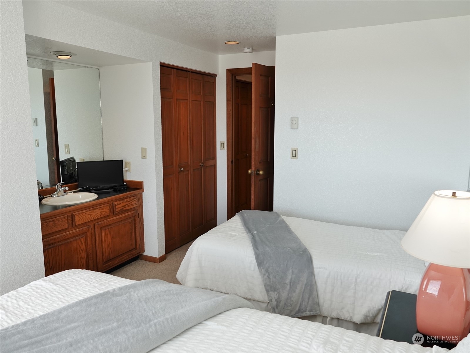 1399 Ocean Shores Boulevard 2s-e Property Photo 37