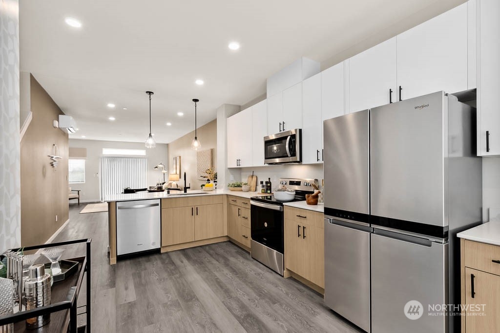 16723 Alderwood Mall Parkway A9 Property Photo 13