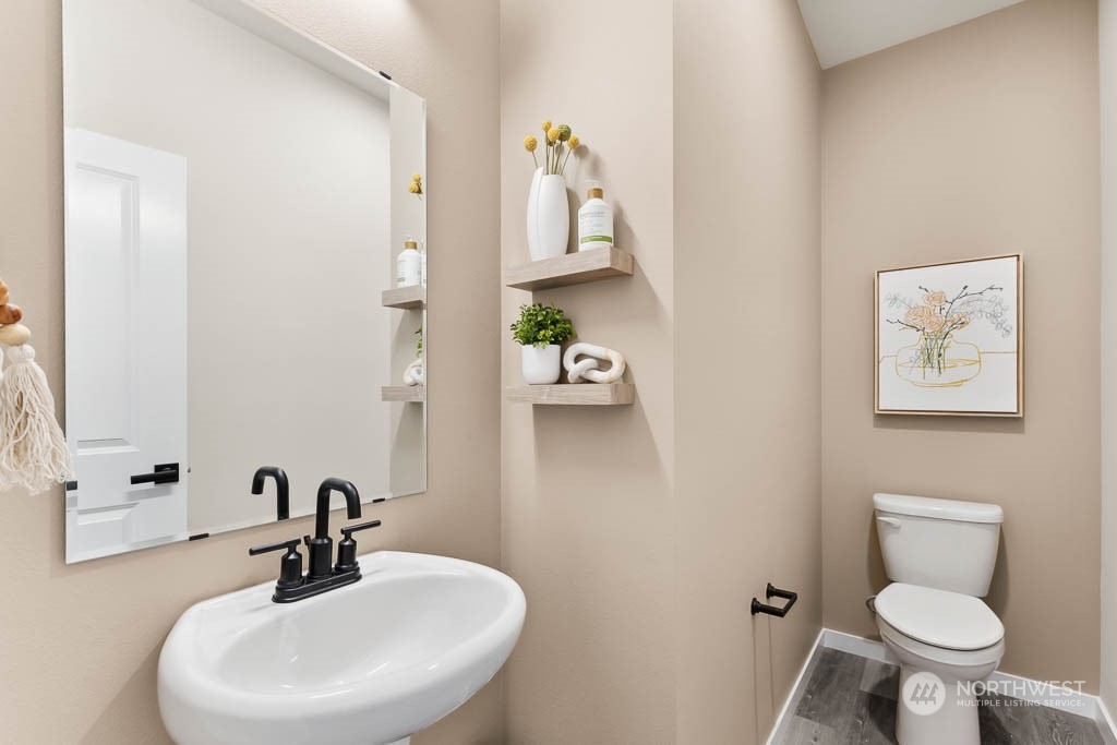 16723 Alderwood Mall Parkway A9 Property Photo 16