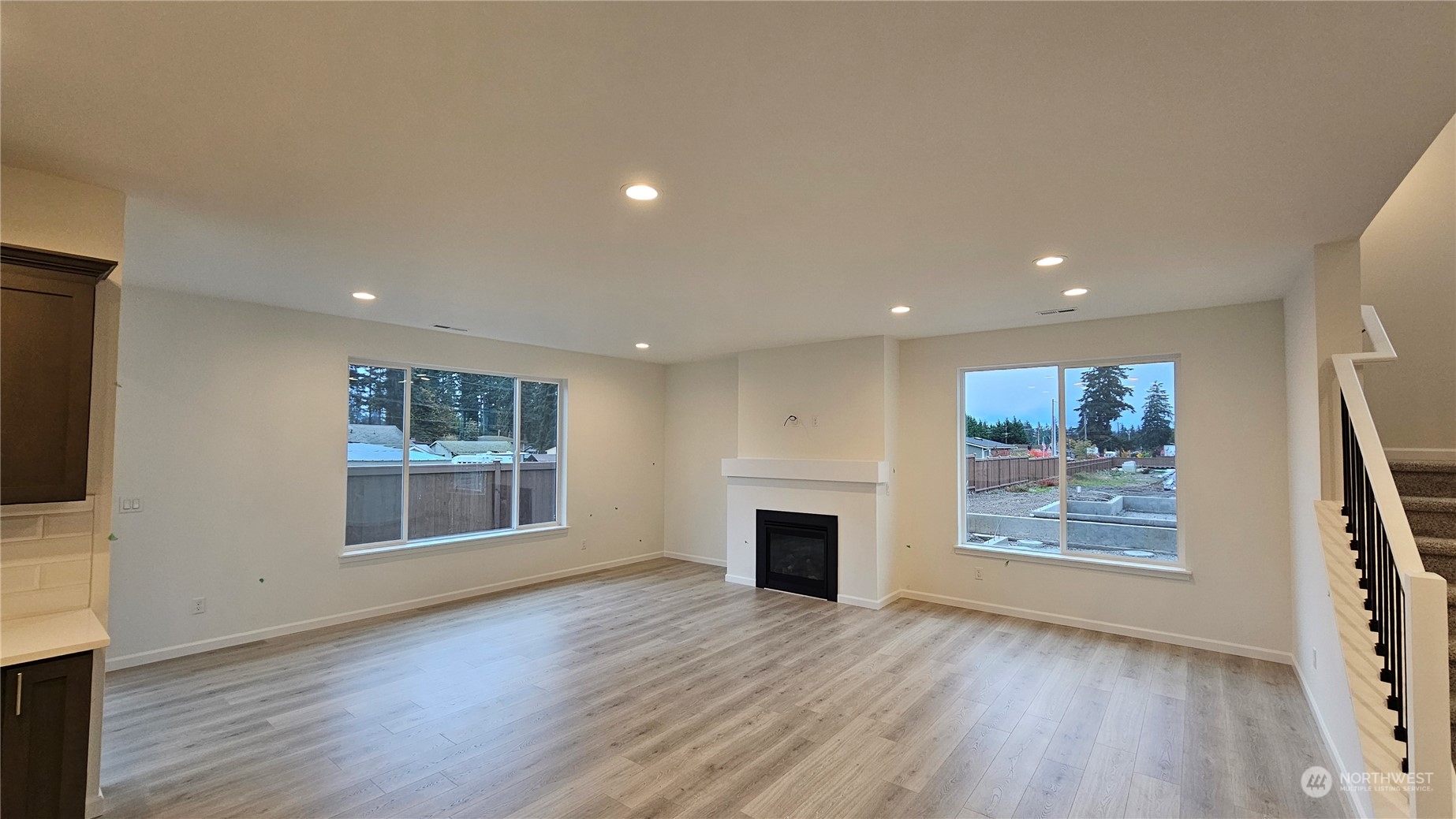 27026 30th Place 30 Property Photo 5