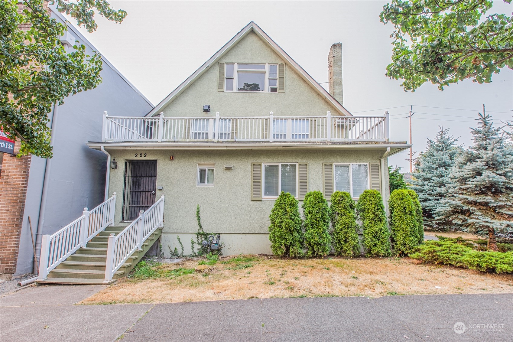 222 N I Street Property Photo 3