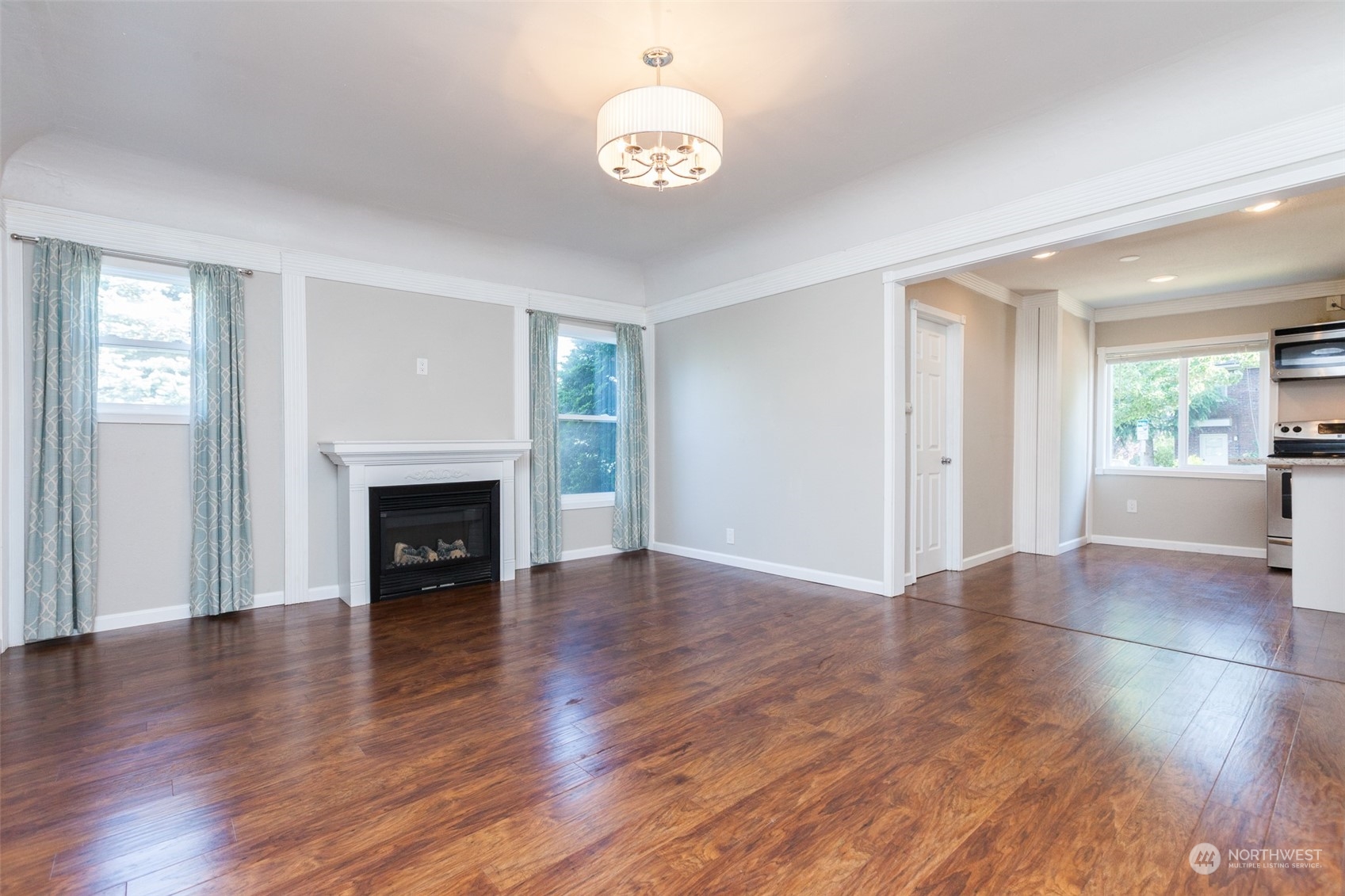 222 N I Street Property Photo 5