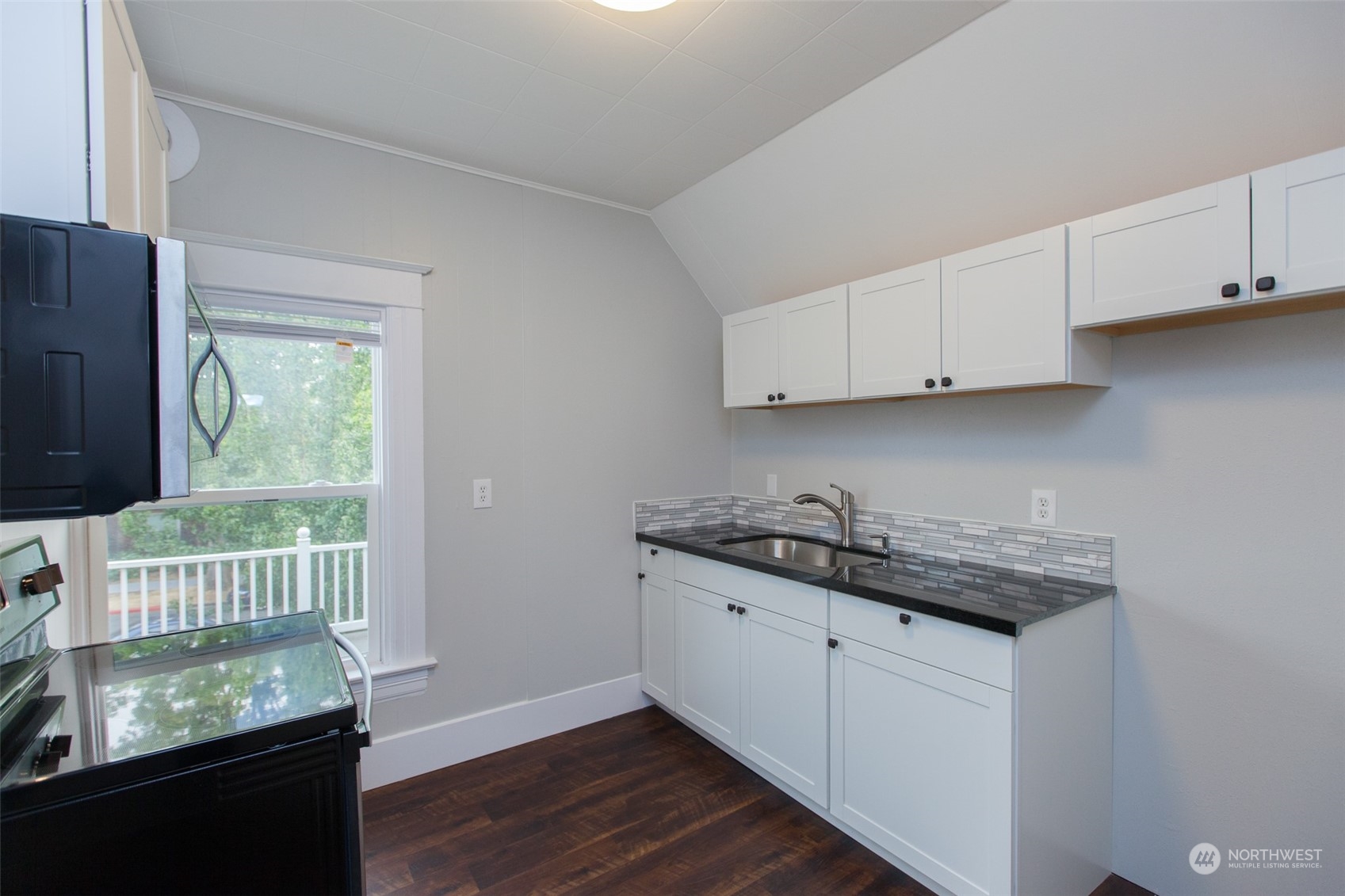222 N I Street Property Photo 17