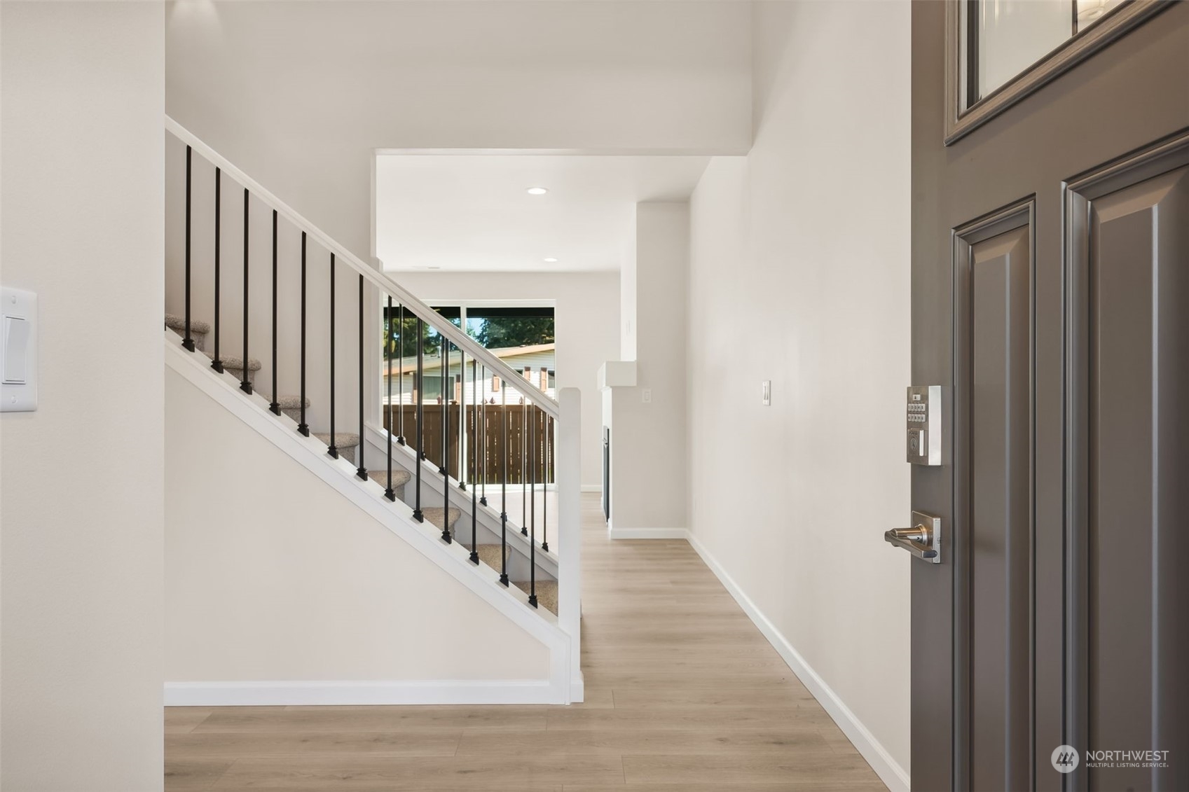 27014 30th Place 33 Property Photo 4