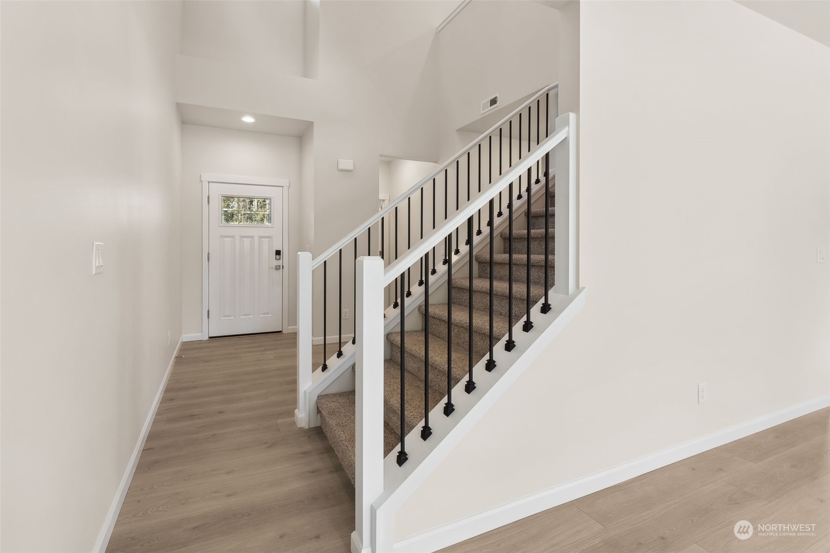 27014 30th Place 33 Property Photo 6