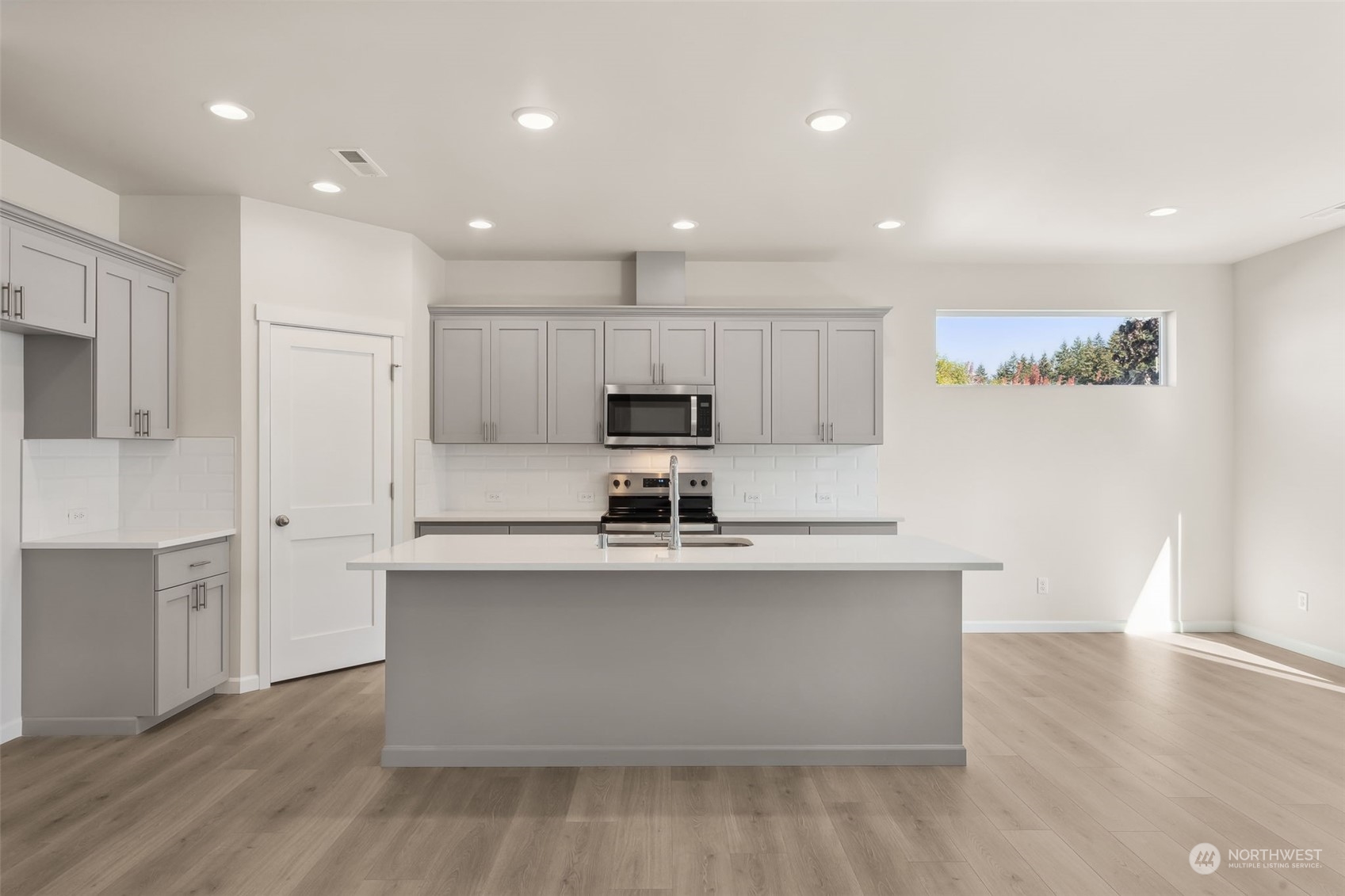 27014 30th Place 33 Property Photo 16