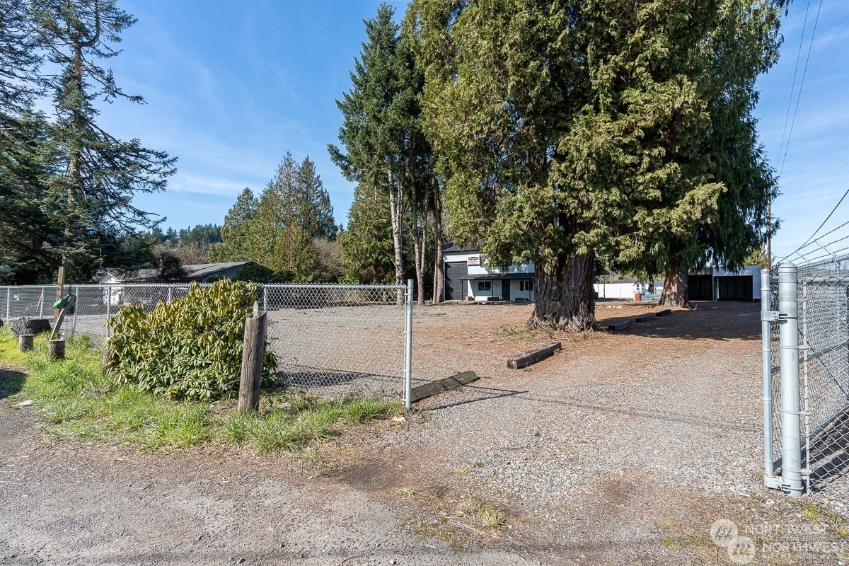 407 W Reynolds Avenue Property Photo 3