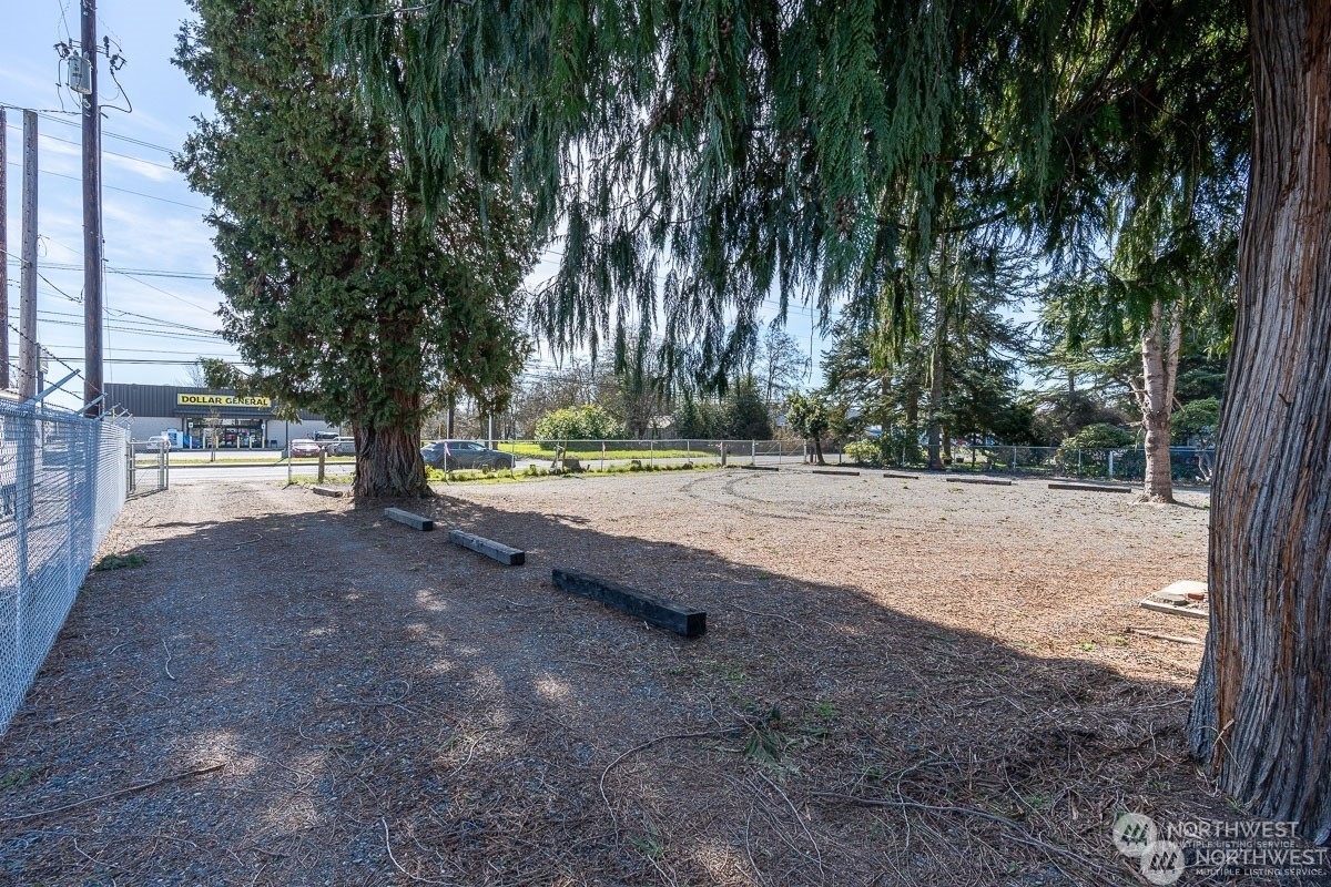 407 W Reynolds Avenue Property Photo 4