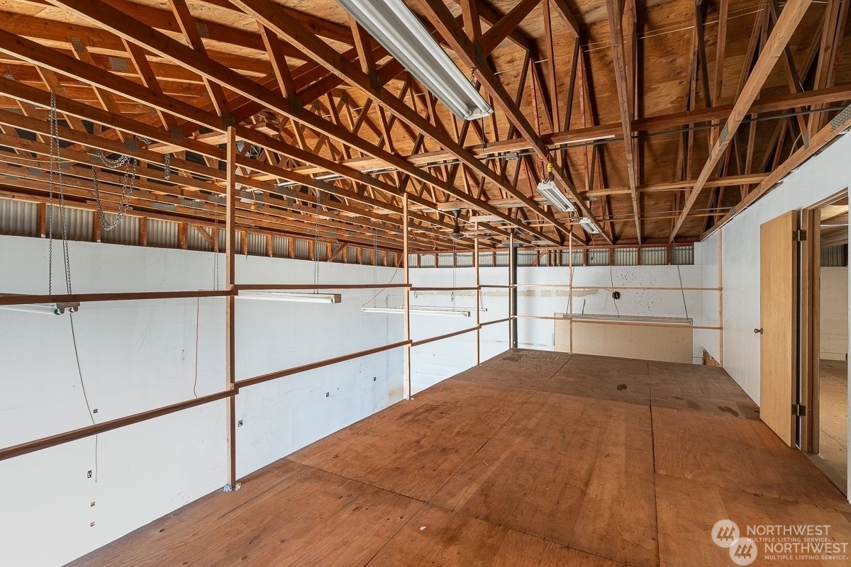 407 W Reynolds Avenue Property Photo 25