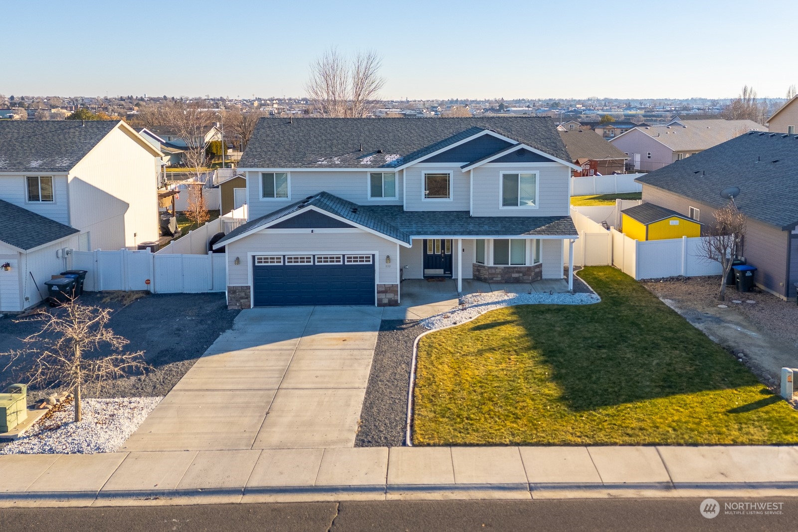 Knolls Vista Elem Real Estate Listings Main Image