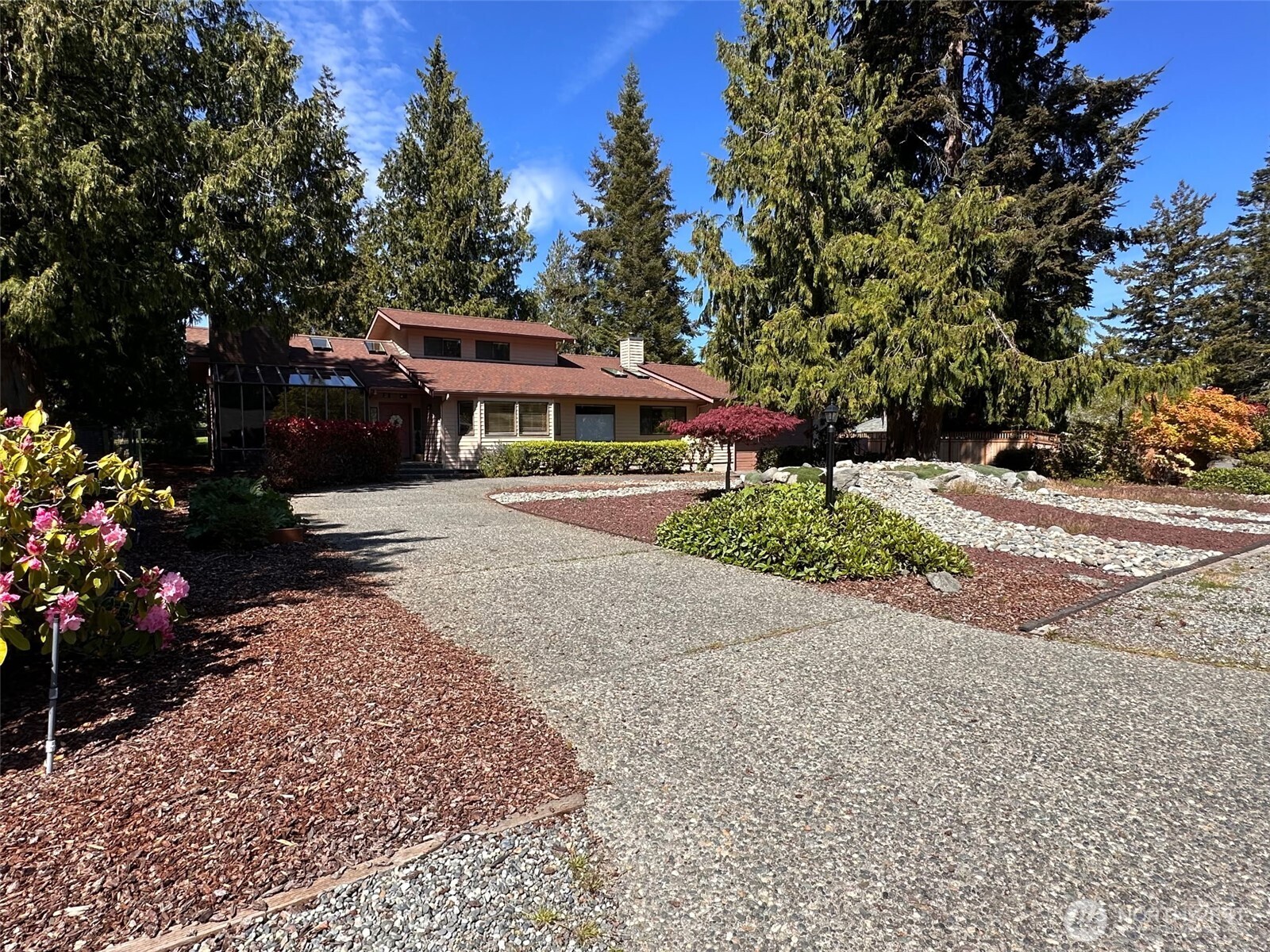 106 Fairway Place Property Photo 1