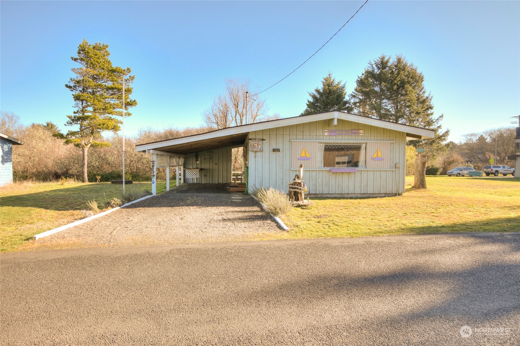 16 Oyehut Road Property Photo 1