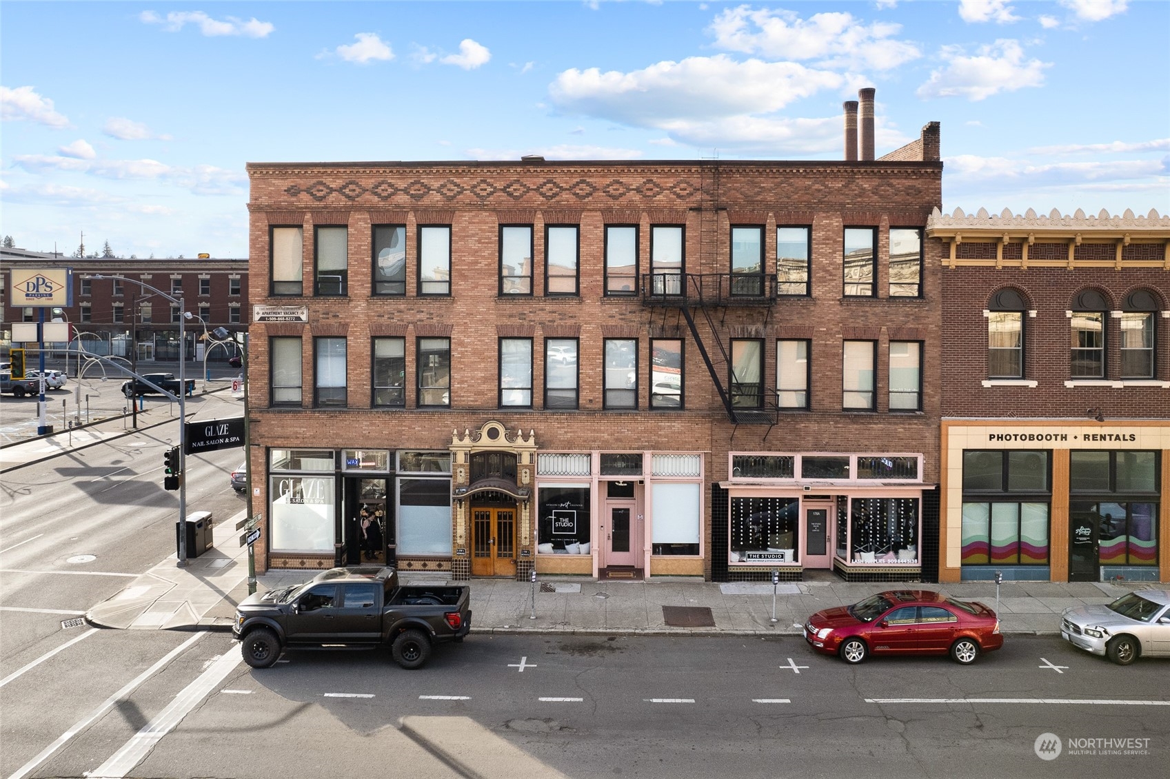 176 S Howard Street Property Photo 10
