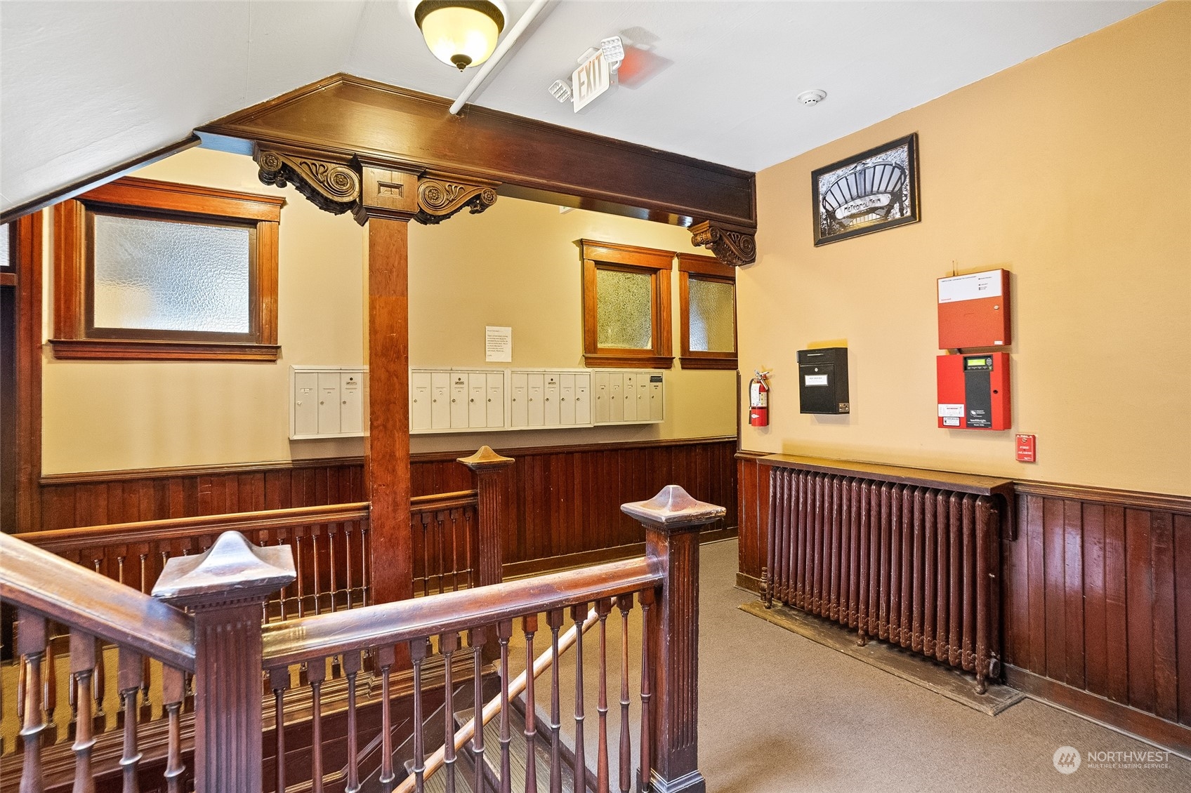 176 S Howard Street Property Photo 12