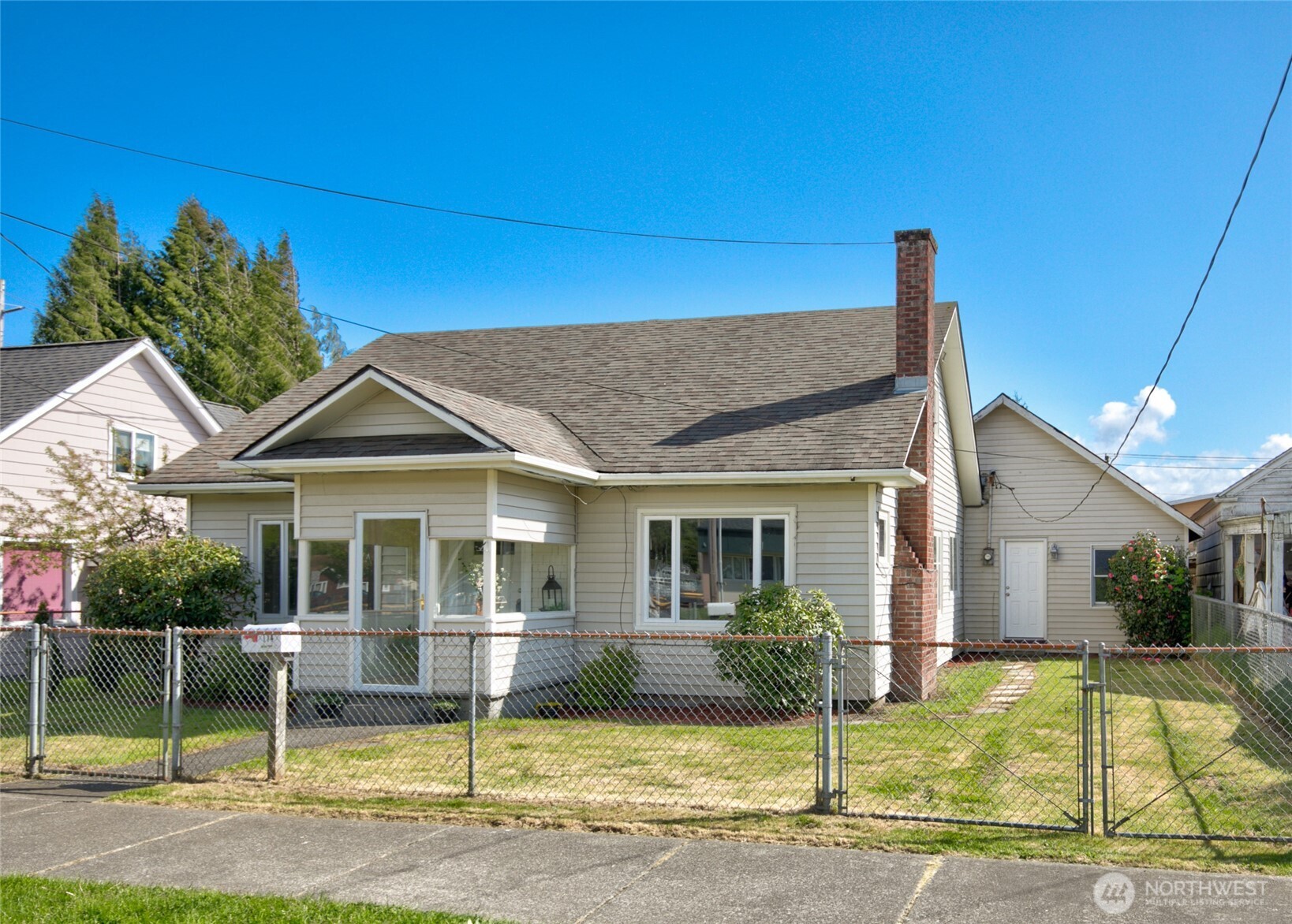114 W Emerson Avenue Property Photo