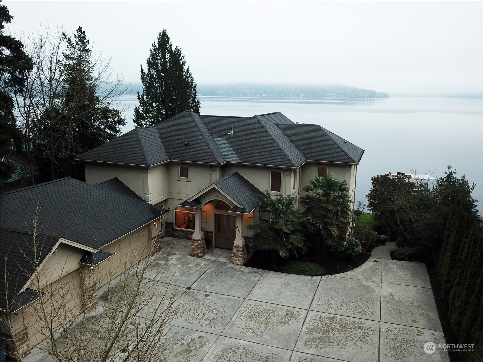 454 W Lake Sammamish Parkway Property Photo