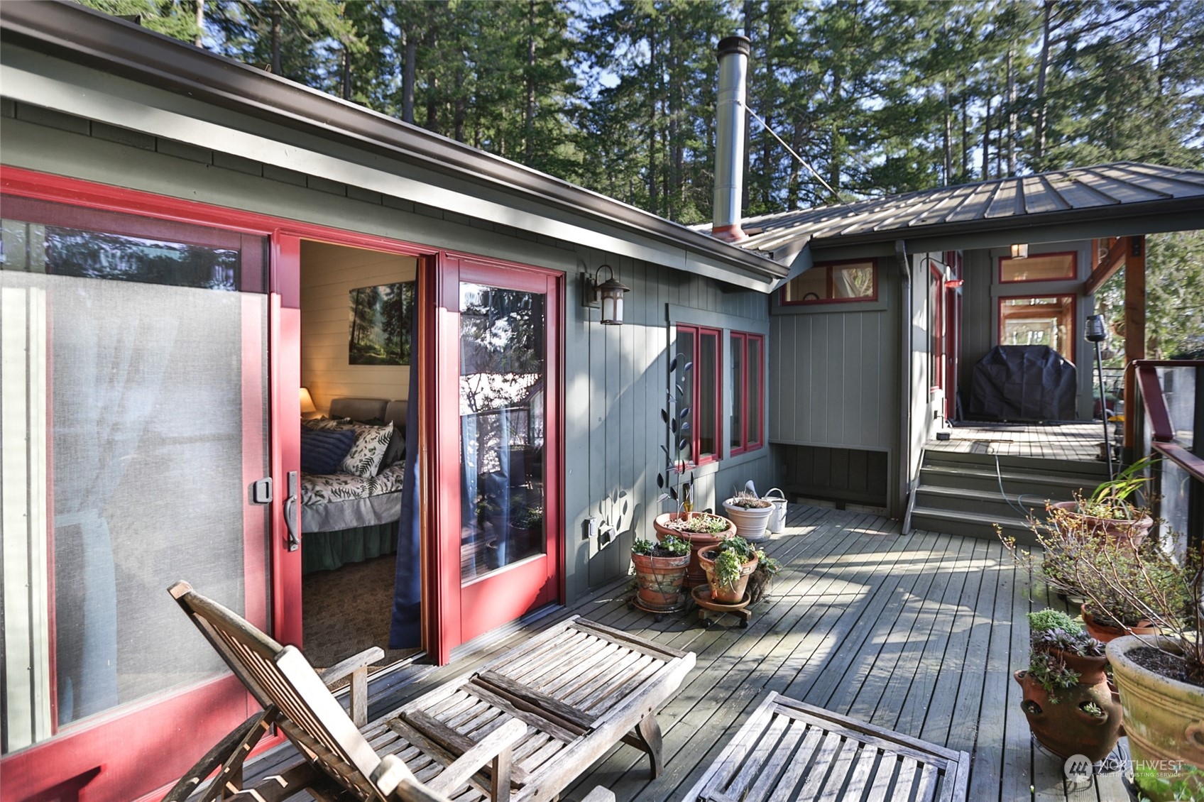 3 Brown Island Property Photo 10