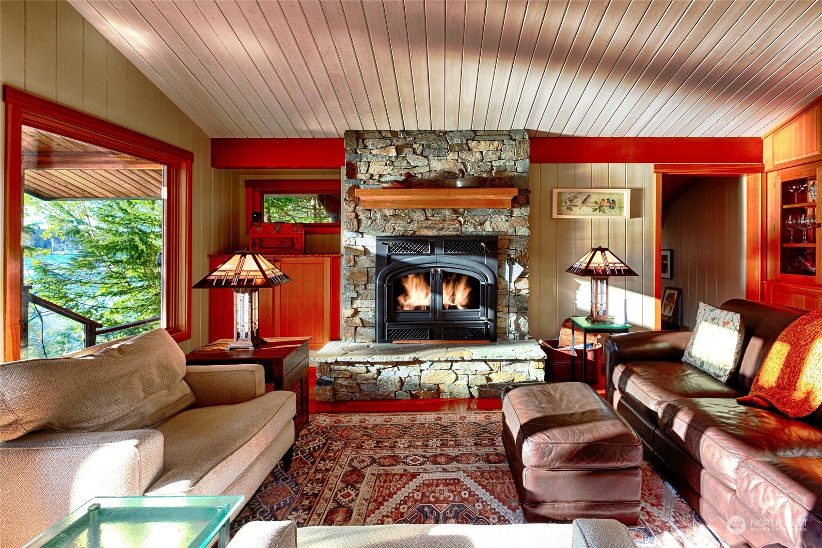 3 Brown Island Property Photo 15