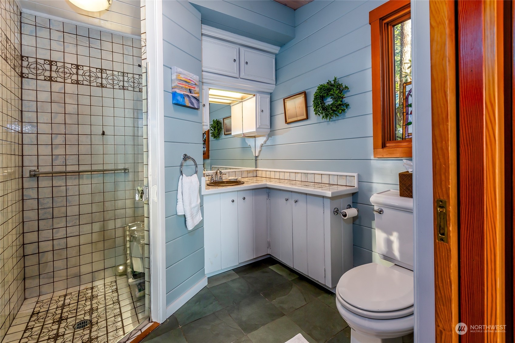 3 Brown Island Property Photo 29