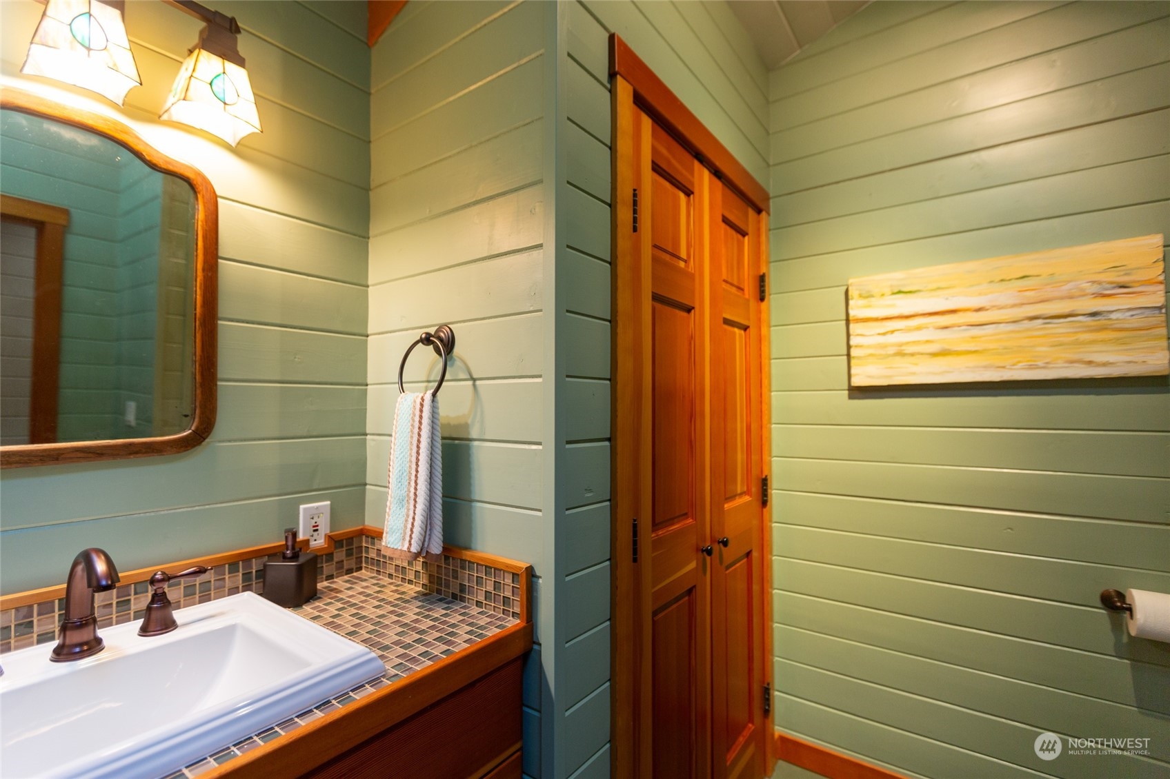 3 Brown Island Property Photo 33