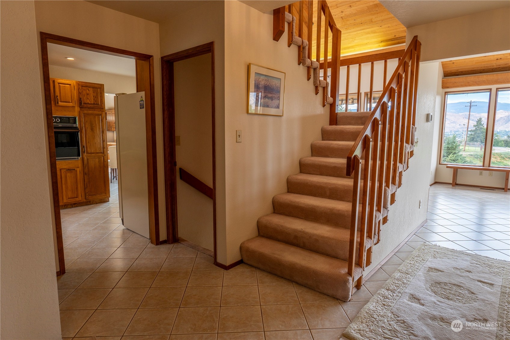 1700 Country Club Drive Property Photo 15