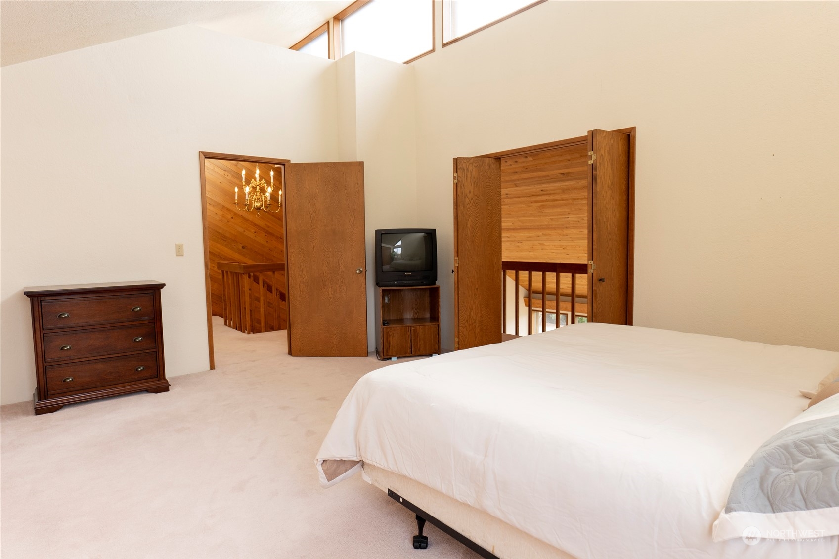 1700 Country Club Drive Property Photo 24