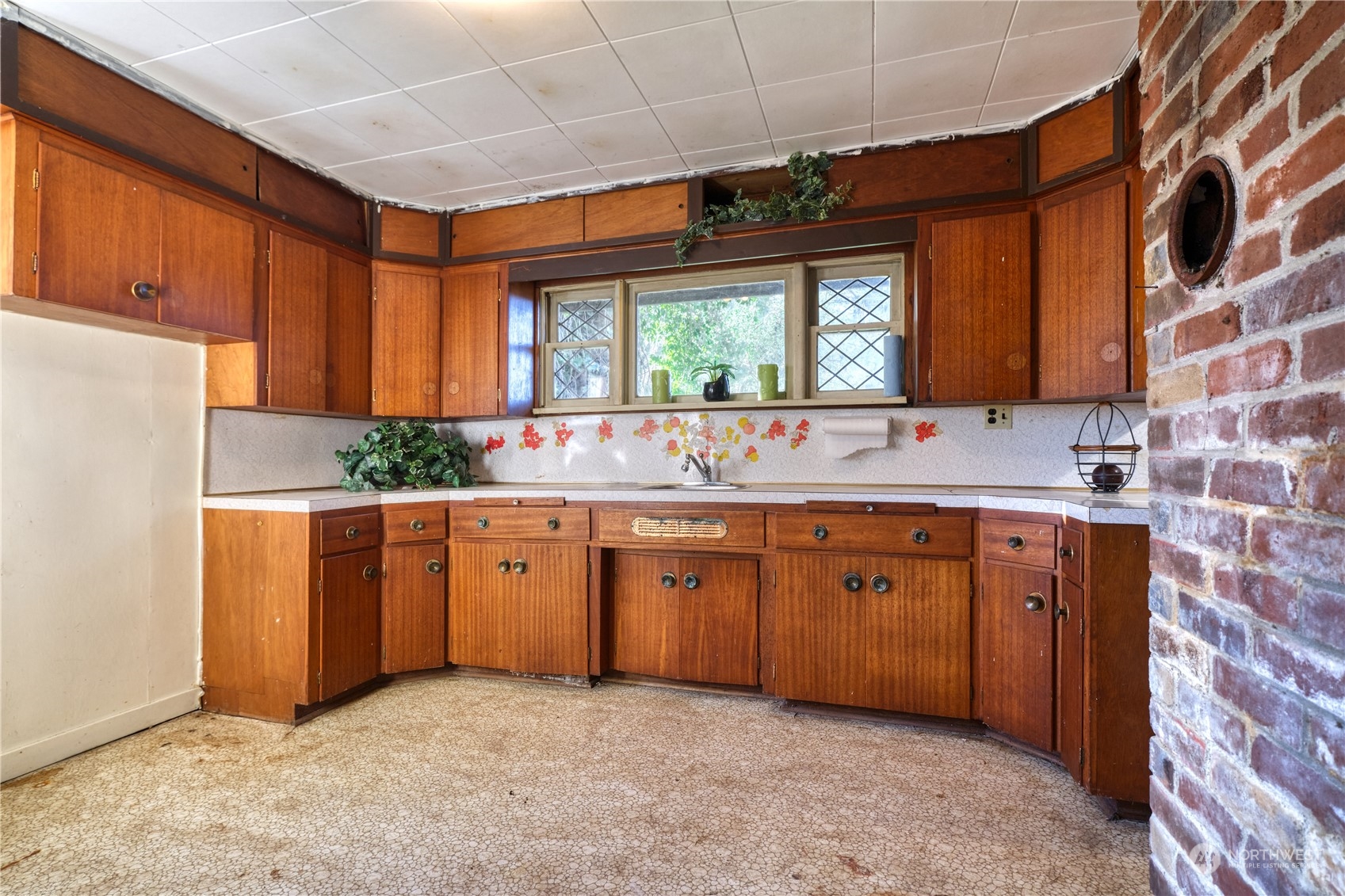 634 South Beach Road Property Photo 7