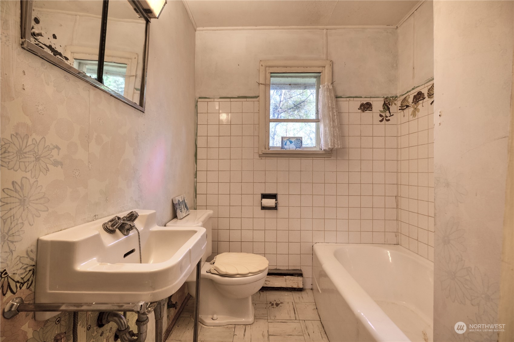 634 South Beach Road Property Photo 9