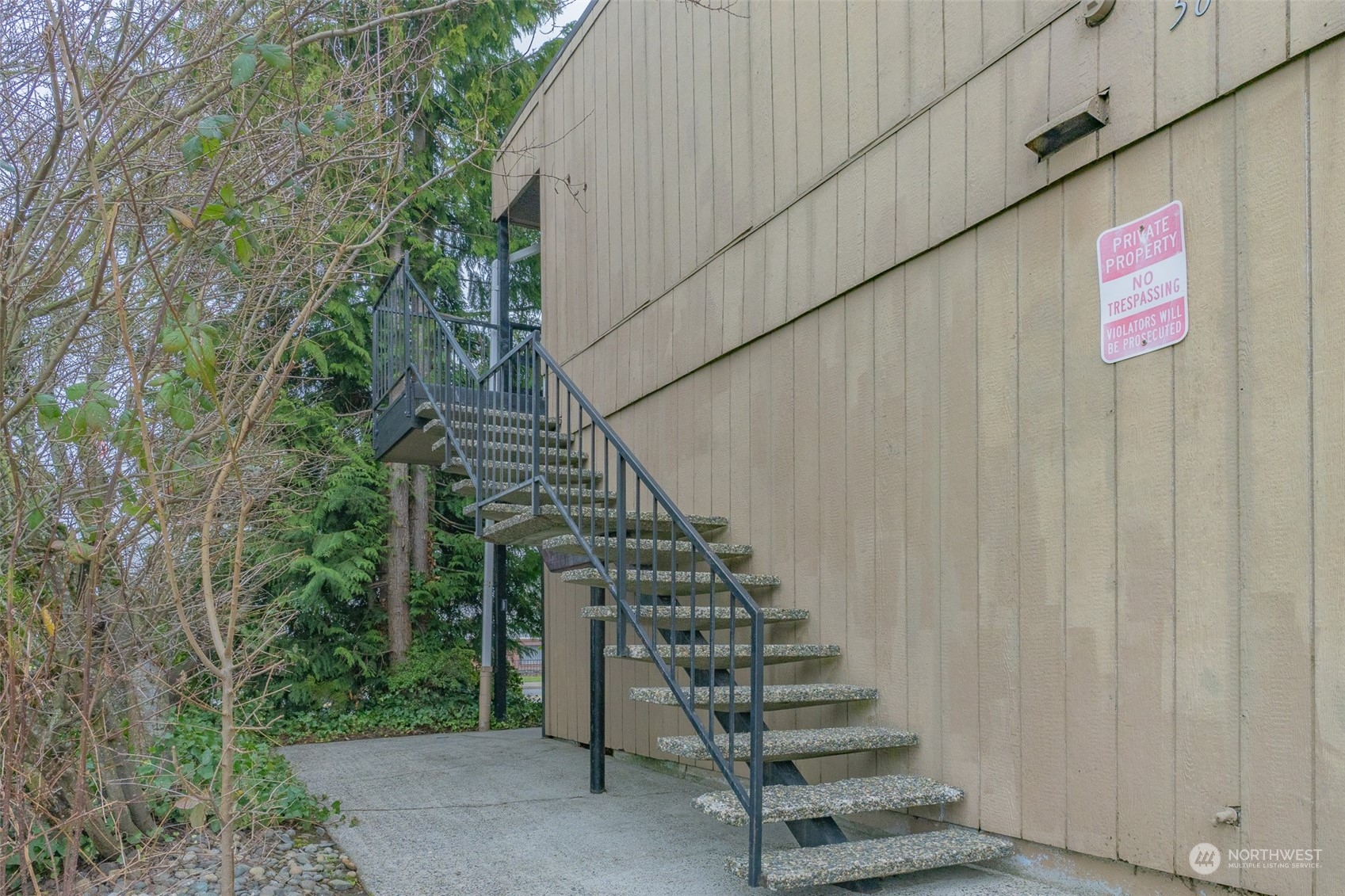 5601 S Thompson Avenue Property Photo 10