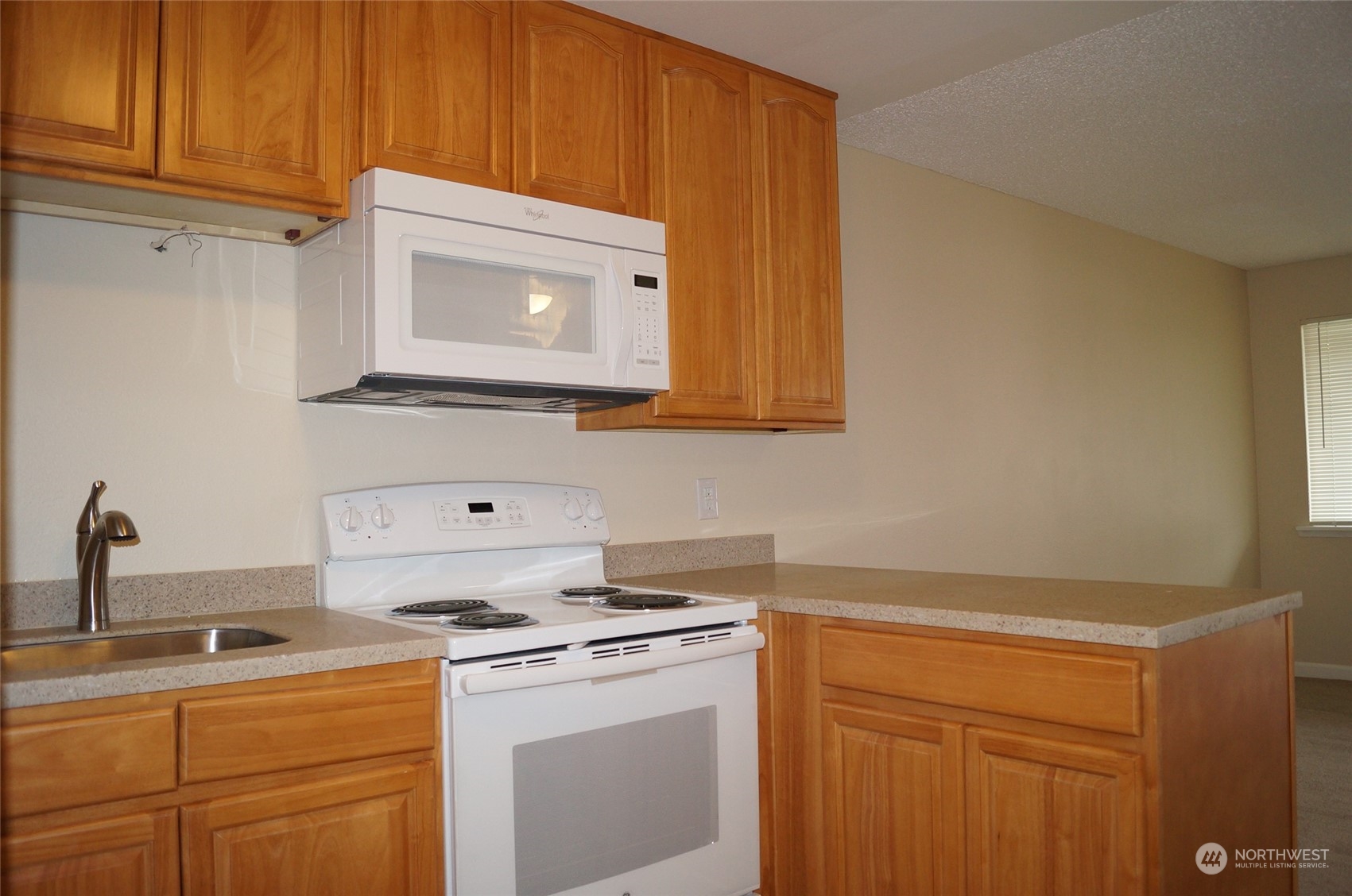 5601 S Thompson Avenue Property Photo 15