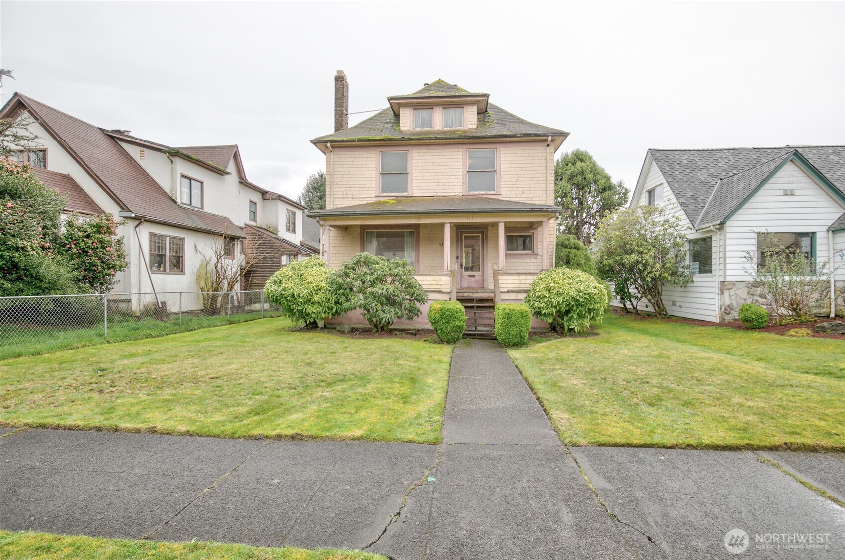 Broadway Hill Real Estate Listings Main Image