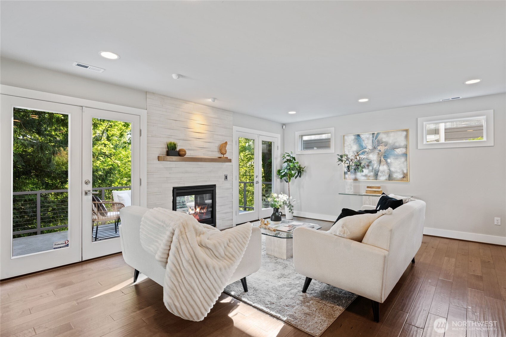 1207 2nd Avenue Property Photo 9